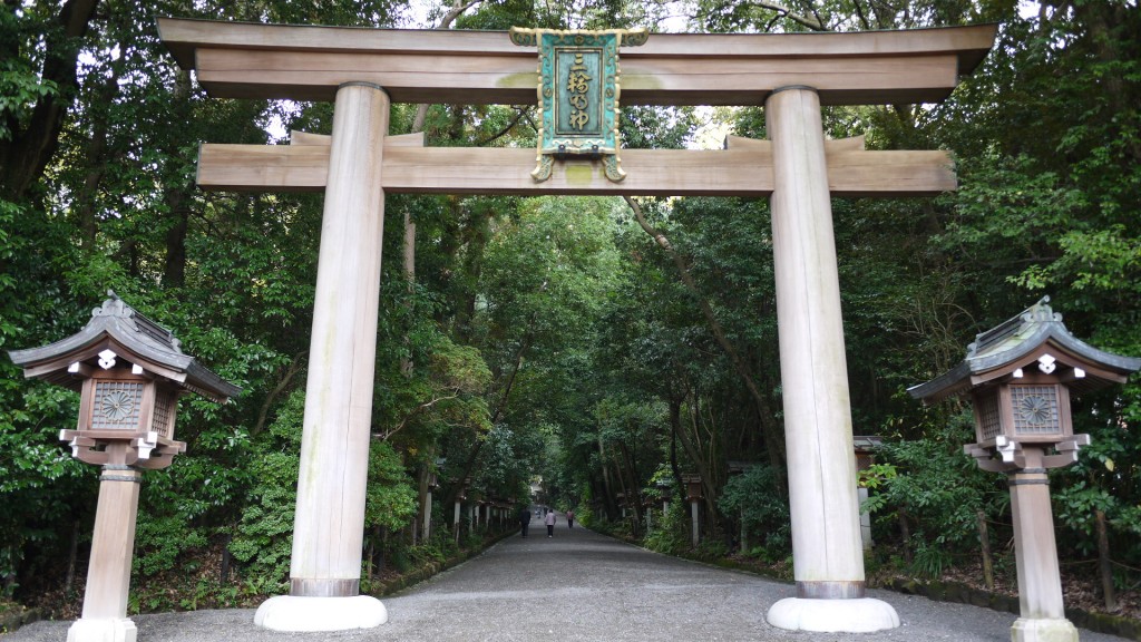 大神神社二の鳥居