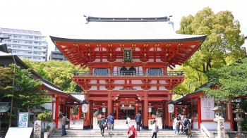 生田神社門