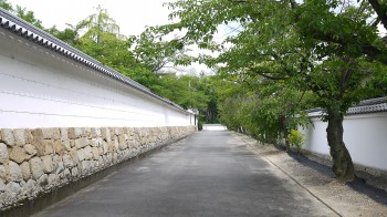 勧修寺塀