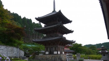 壺阪寺三重塔