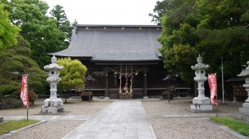 鳥谷崎神社拝殿