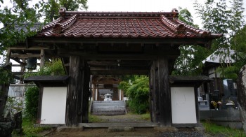 観福寺山門